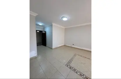 Apartment - 2 Bedrooms - 1 Bathroom for sale in Al Horreya St. - New Maadi - Hay El Maadi - Cairo