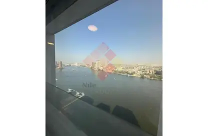 Apartment - 3 Bedrooms - 4 Bathrooms for sale in Nile St. - Dokki - Giza
