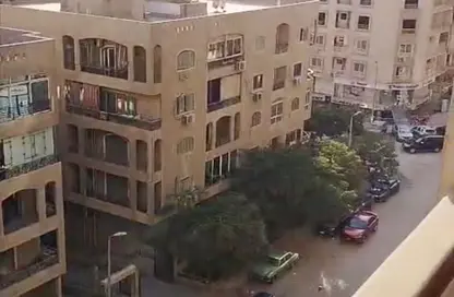Apartment - 3 Bedrooms - 2 Bathrooms for sale in Zahraa El Maadi - Hay El Maadi - Cairo