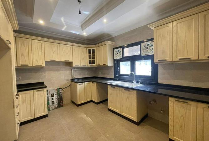 8492301 - Property Image 2