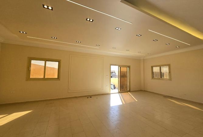 8014292 - Property Image 2