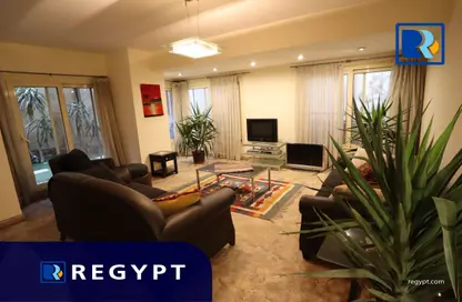 Apartment - 2 Bedrooms - 2 Bathrooms for sale in Sarayat Al Maadi - Hay El Maadi - Cairo
