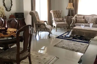 شقة - 3 غرف نوم - 2 حمامات للبيع في جرين ريزيدنس 1 - الحي السابع - الشيخ زايد - الجيزة