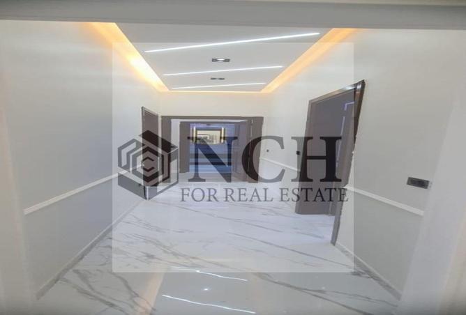 8171872 - Property Image 2