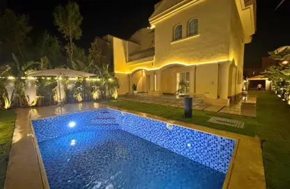 Villa - 4 Bedrooms - 4 Bathrooms for sale in The Estates - Sheikh Zayed Compounds - Sheikh Zayed City - Giza