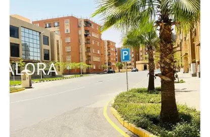 Apartment - 3 Bedrooms - 1 Bathroom for sale in Al Wahat Road - 6 October City - Giza