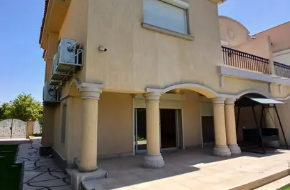 فيلا - 3 غرف نوم - 4 حمامات للايجار في مدينتي - القاهرة