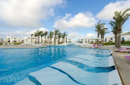 Penthouse - 2 Bedrooms - 2 Bathrooms for sale in Mountain View - Ras Al Hekma - North Coast