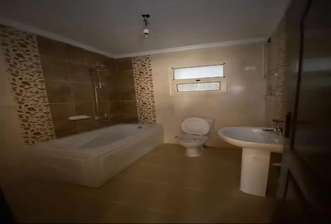 8488383 - Property Image 3