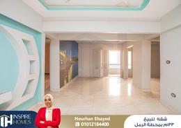 شقة - 3 غرف نوم - 1 حمام for للبيع in شارع صفيه زغلول - محطة الرمل - حي وسط - الاسكندرية