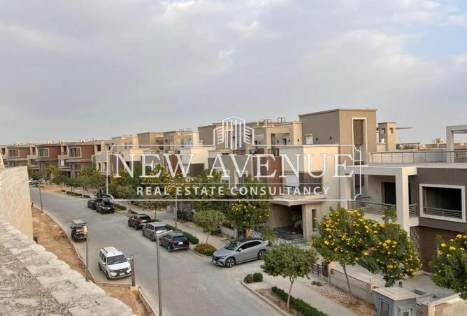 8250330 - Property Image 2