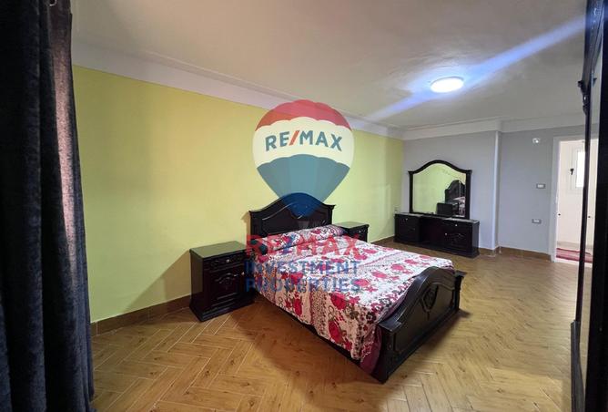 8373907 - Property Image 3