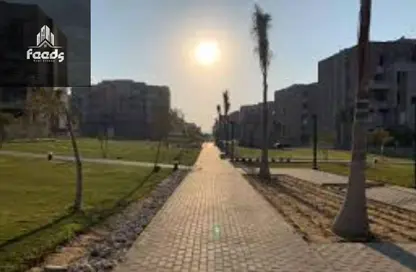 شقة - 2 غرف نوم - 2 حمامات للايجار في كمبوند فيلدج جاردن القطامية - كمبوندات التجمع الخامس - التجمع الخامس - مدينة القاهرة الجديدة - القاهرة