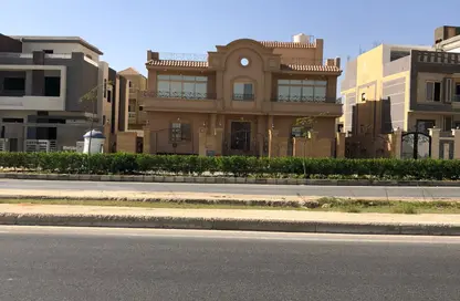 شقة - 3 غرف نوم - 3 حمامات للايجار في بالم فيلا - طريق الواحات - مدينة 6 أكتوبر - الجيزة