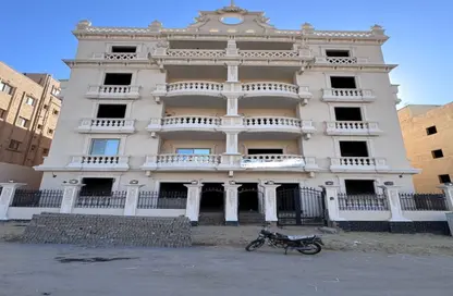 Apartment - 3 Bedrooms - 2 Bathrooms for sale in 1st Neighborhood - 3rd Area - Shorouk City - Cairo