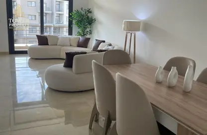 Apartment - 3 Bedrooms - 2 Bathrooms for rent in Moon Residences - Fifth Square - The 5th Settlement - New Cairo City - Cairo