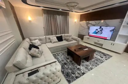 Apartment - 3 Bedrooms - 3 Bathrooms for sale in Ahmed Fakhry St. - 6th Zone - Nasr City - Cairo