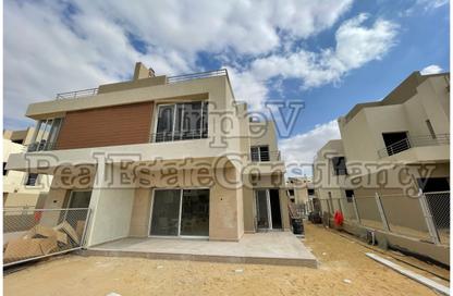 منزل مزدوج - 4 غرف نوم - 5 حمامات للايجار في ذا كراون - طريق مصر اسكندرية الصحراوي - مدينة 6 أكتوبر - الجيزة