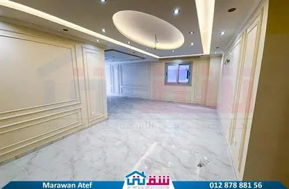 Apartment - 3 Bedrooms - 2 Bathrooms for rent in Laurent - Hay Sharq - Alexandria