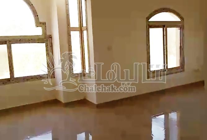 8011916 - Property Image 2