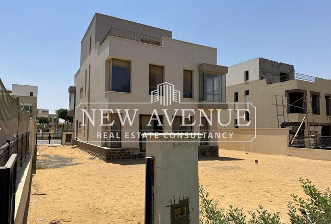 8186942 - Property Image 3