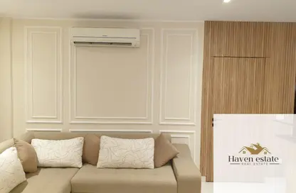 Apartment - 1 Bedroom - 2 Bathrooms for rent in The Residences - Hyde Park - New Cairo City - Cairo