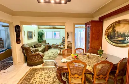 Apartment - 2 Bedrooms - 1 Bathroom for sale in Ibrahim Rady St. - Bolkly - Hay Sharq - Alexandria