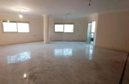 شقة - 3 غرف نوم - 2 حمامات للايجار في المهندسين - الجيزة