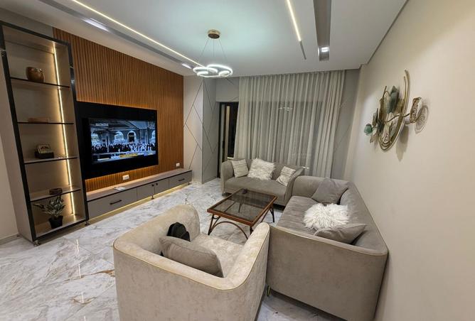 8361351 - Property Image 2