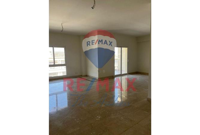 8231346 - Property Image 2