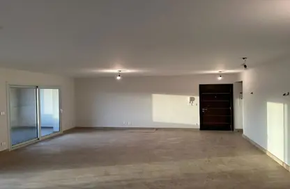 Apartment - 3 Bedrooms - 4 Bathrooms for rent in Etapa - Sheikh Zayed Compounds - Sheikh Zayed City - Giza