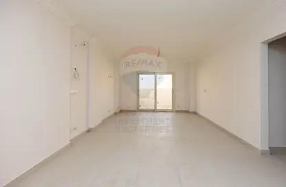 Apartment - 2 Bedrooms - 2 Bathrooms for sale in Sawary - Alexandria Compounds - Alexandria
