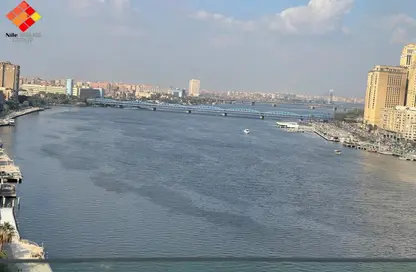 Apartment - 4 Bedrooms - 5 Bathrooms for sale in El Gezirah St. - Zamalek - Cairo