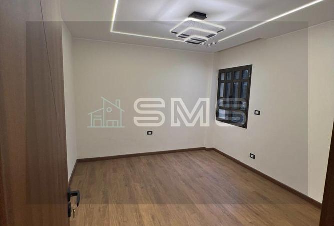 8327808 - Property Image 2