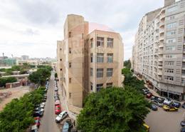 شقة - 3 غرف نوم - 2 حمامات for للبيع in شارع أحمد قمحة - الإبراهيمية - حي وسط - الاسكندرية