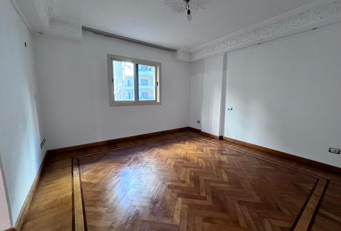 8373340 - صورة العقار 2