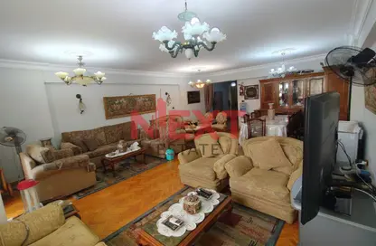 Apartment - 3 Bedrooms - 2 Bathrooms for sale in Hassan Allam St. - Smouha - Hay Sharq - Alexandria