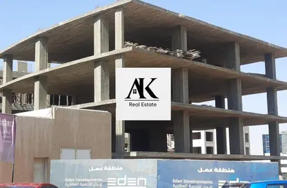 Whole Building - Studio - 7+ Bathrooms for sale in Bank Center Street - South Teseen St. - The 5th Settlement - New Cairo City - Cairo