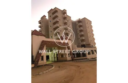 Apartment - 3 Bedrooms - 2 Bathrooms for sale in Mohamed Naguib Axis - Abou El Houl - New Cairo City - Cairo