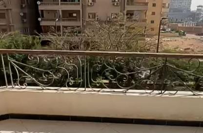 Apartment - 3 Bedrooms - 3 Bathrooms for rent in Ahmed Al Zomor St. - 8th Zone - Nasr City - Cairo