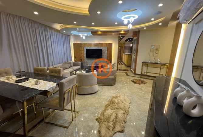 8076150 - Property Image 3