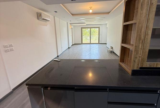 8028768 - Property Image 2