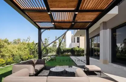 Villa - 5 Bedrooms - 4 Bathrooms for sale in Sodic East - 6th District - New Heliopolis - Cairo