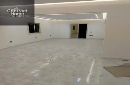 Apartment - 3 Bedrooms - 3 Bathrooms for rent in South Lotus - El Lotus - New Cairo City - Cairo