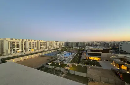 (بنتهاوس  (روف - 2 غرف نوم - 2 حمامات للبيع في فيفث سكوير - التجمع الخامس - مدينة القاهرة الجديدة - القاهرة