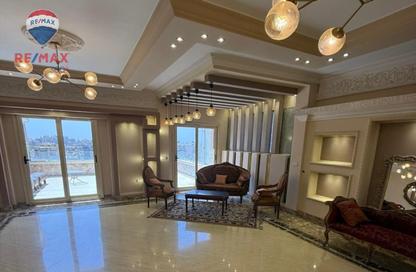 Penthouse - 3 Bedrooms - 3 Bathrooms for sale in Ahmed Fakhry St. - 6th Zone - Nasr City - Cairo