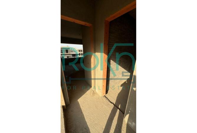 8051038 - Property Image 3