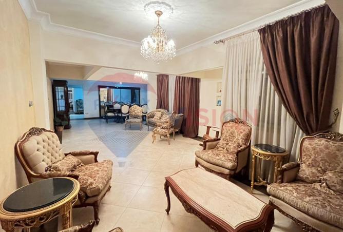 8331957 - Property Image 2