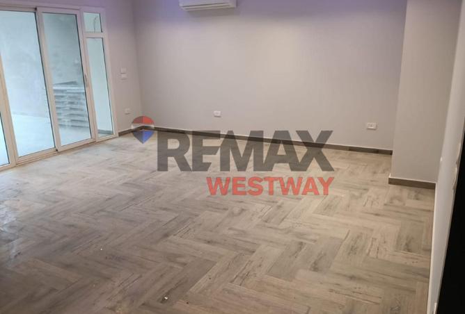 8406178 - Property Image 3