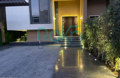 Villa - 4 Bedrooms - 5 Bathrooms for sale in Allegria - Sheikh Zayed Compounds - Sheikh Zayed City - Giza